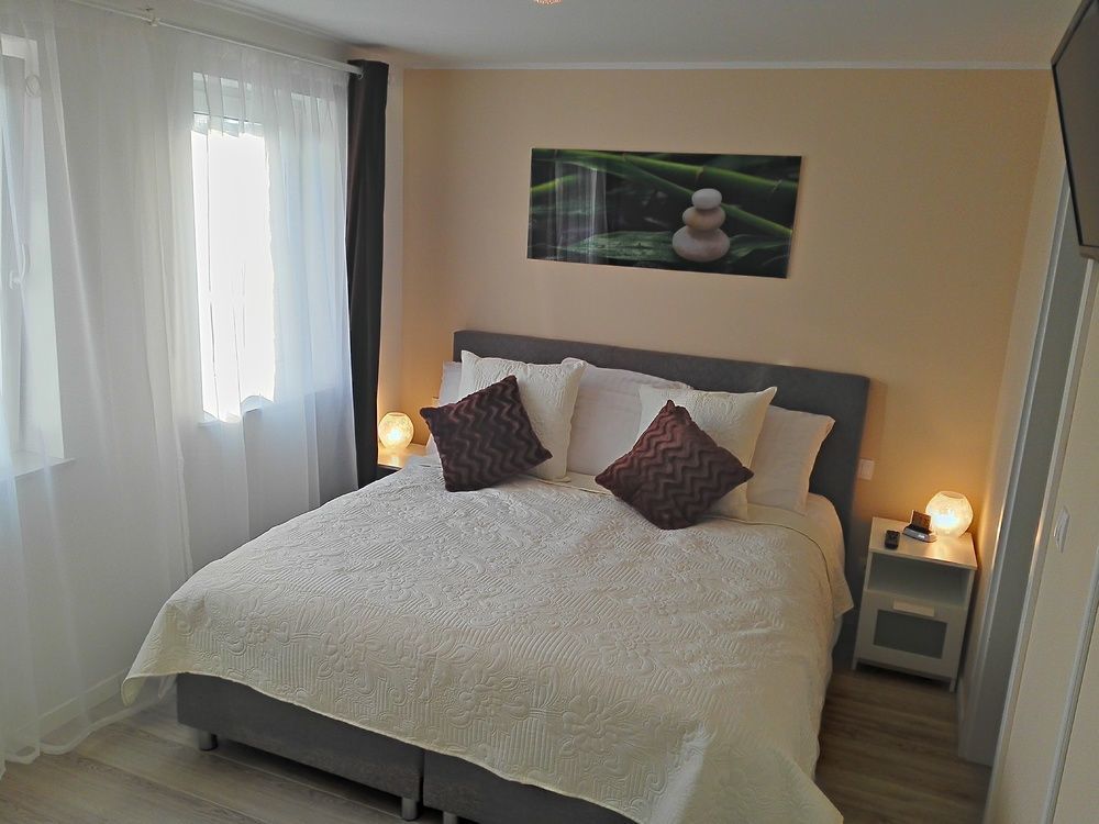 @Cocoon Bed & Breakfast อีปส์ ภายนอก รูปภาพ