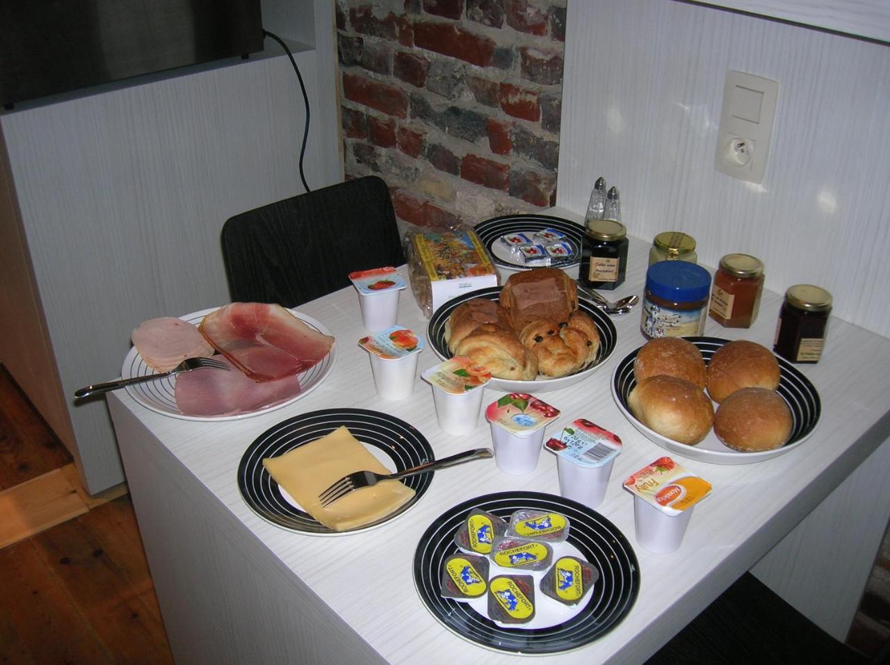 @Cocoon Bed & Breakfast อีปส์ ภายนอก รูปภาพ